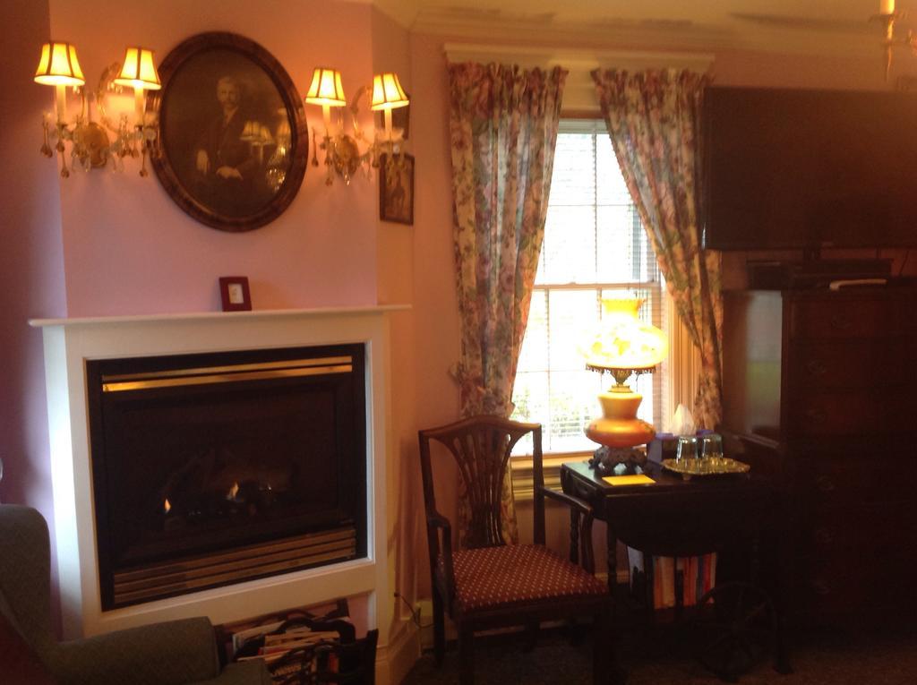 The Bradford Carver Guest House Провинстаун Стая снимка