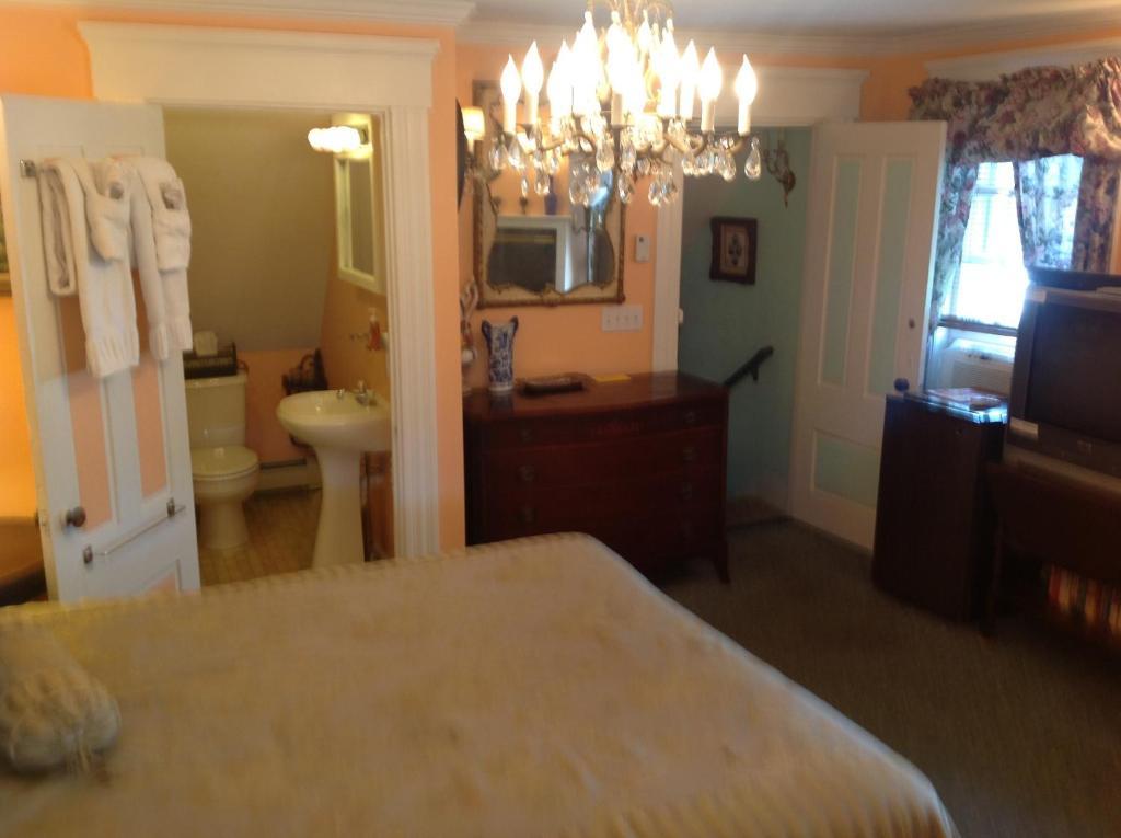 The Bradford Carver Guest House Провинстаун Стая снимка