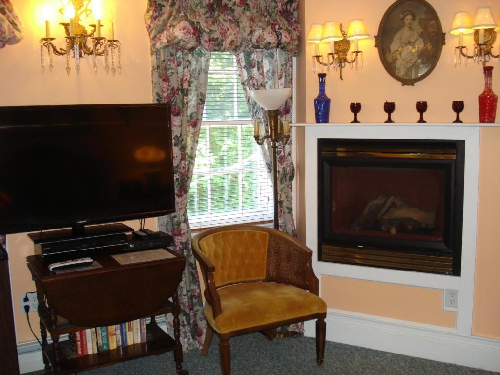 The Bradford Carver Guest House Провинстаун Стая снимка