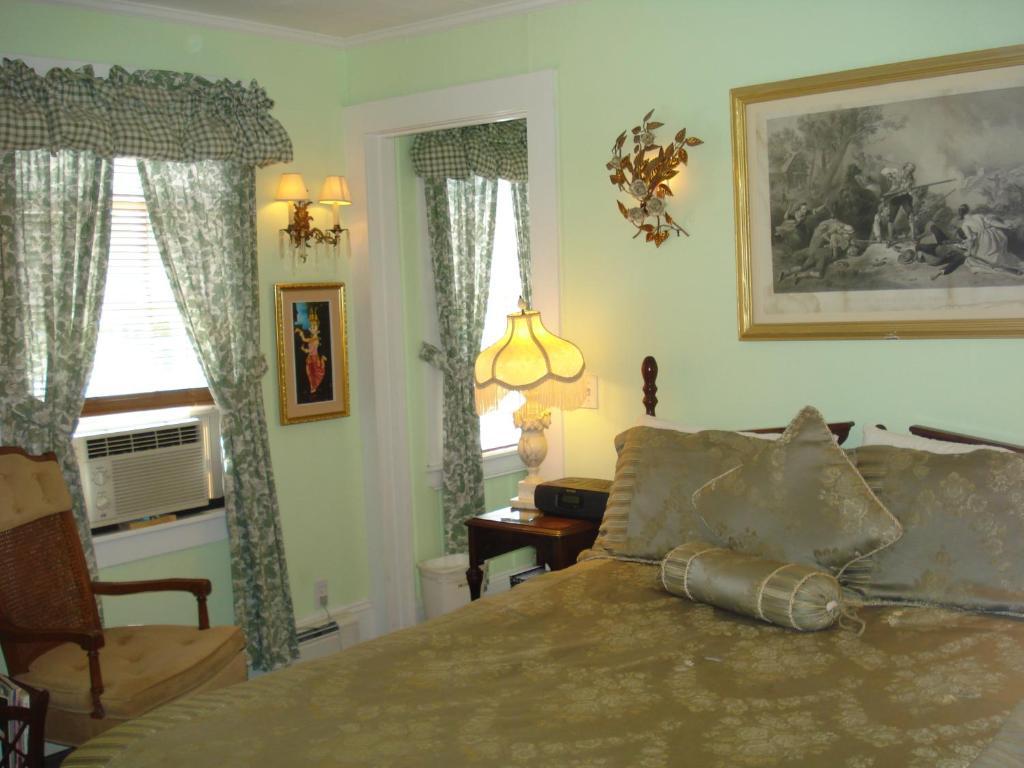 The Bradford Carver Guest House Провинстаун Стая снимка